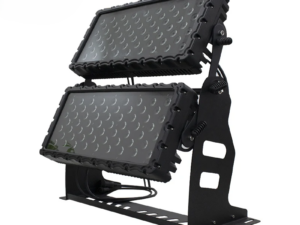Outdoor wall washer
